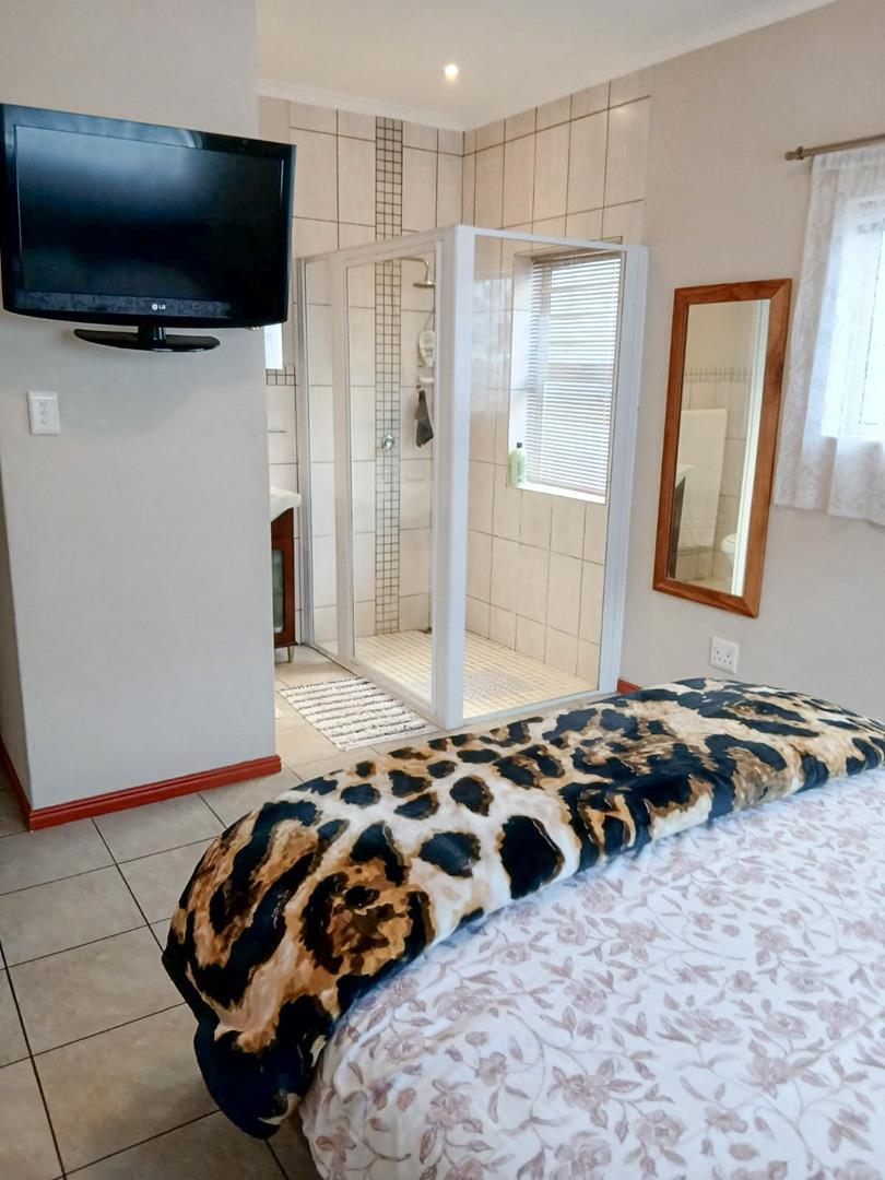 2 Bedroom Property for Sale in Sandbaai Western Cape